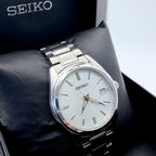 Seiko 6N52-00A0 Silver Dial Watch - Unworn