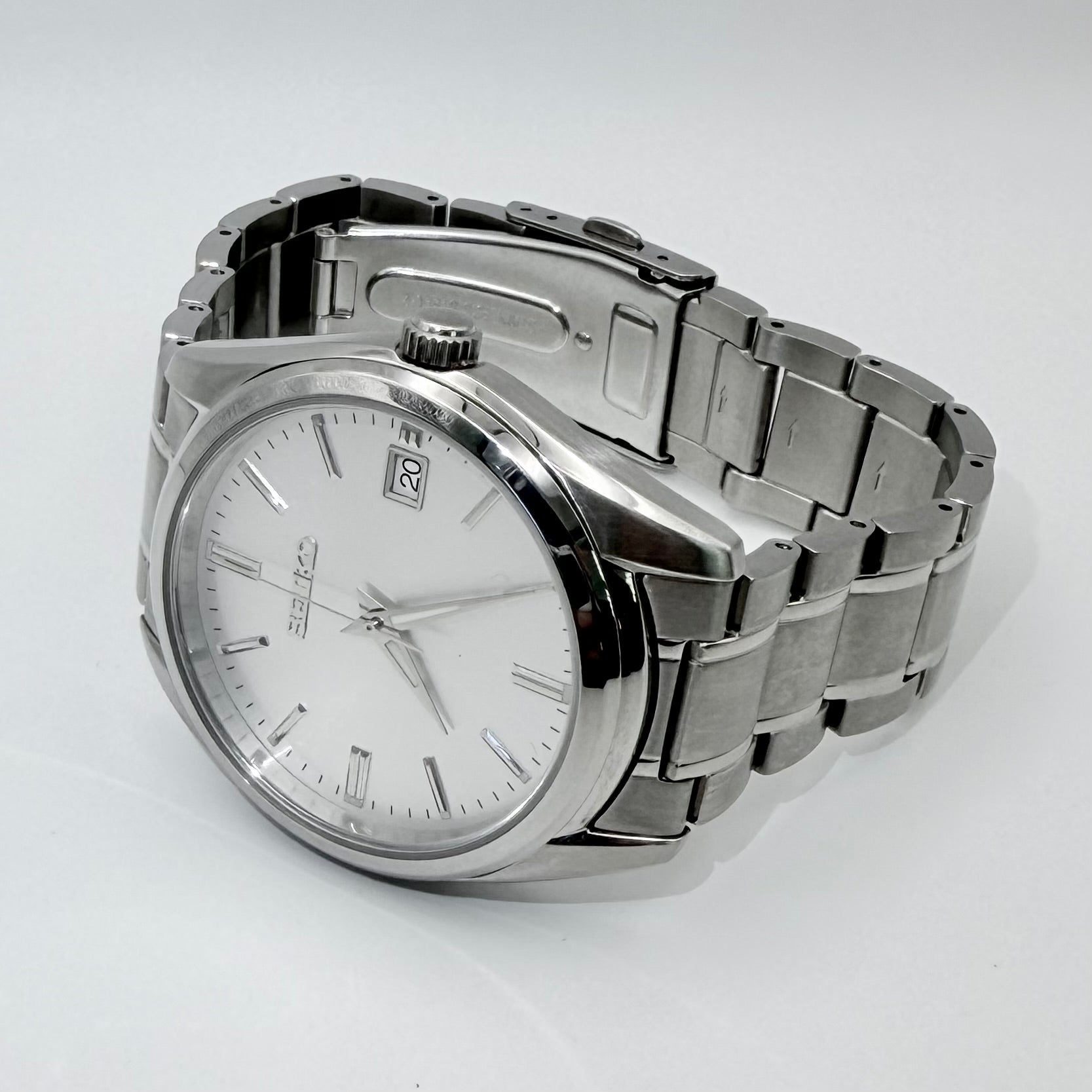 Seiko 6N52-00A0 Silver Dial Watch - Unworn