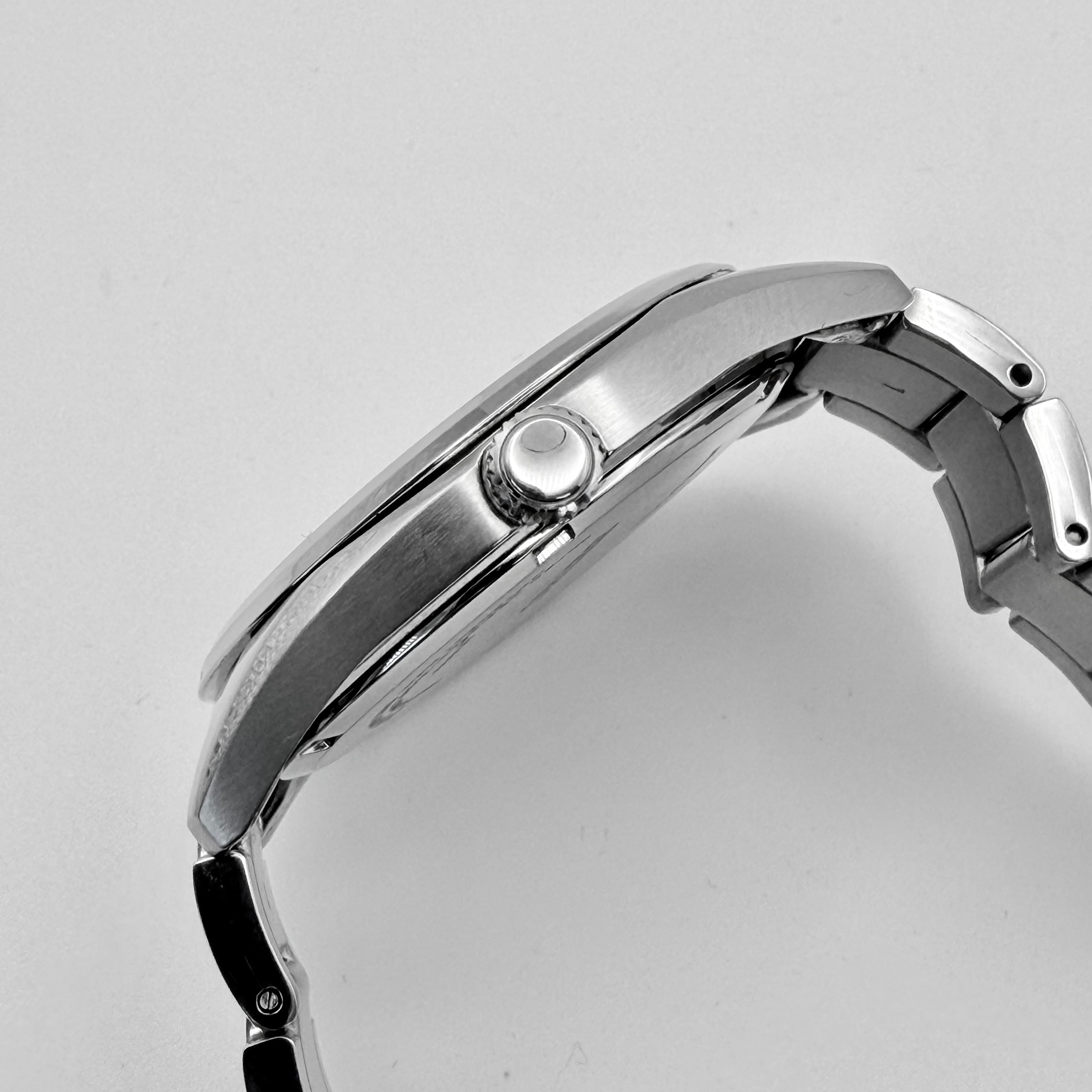 Seiko 6N52-00A0 Silver Dial Watch - Unworn