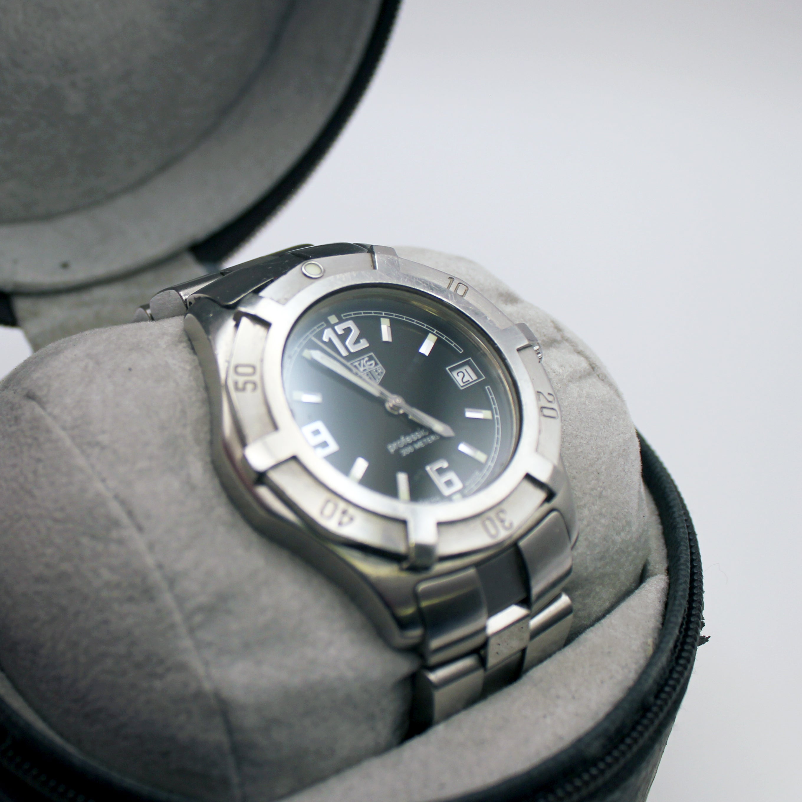 TAG Heuer 2000 Professional WN1110