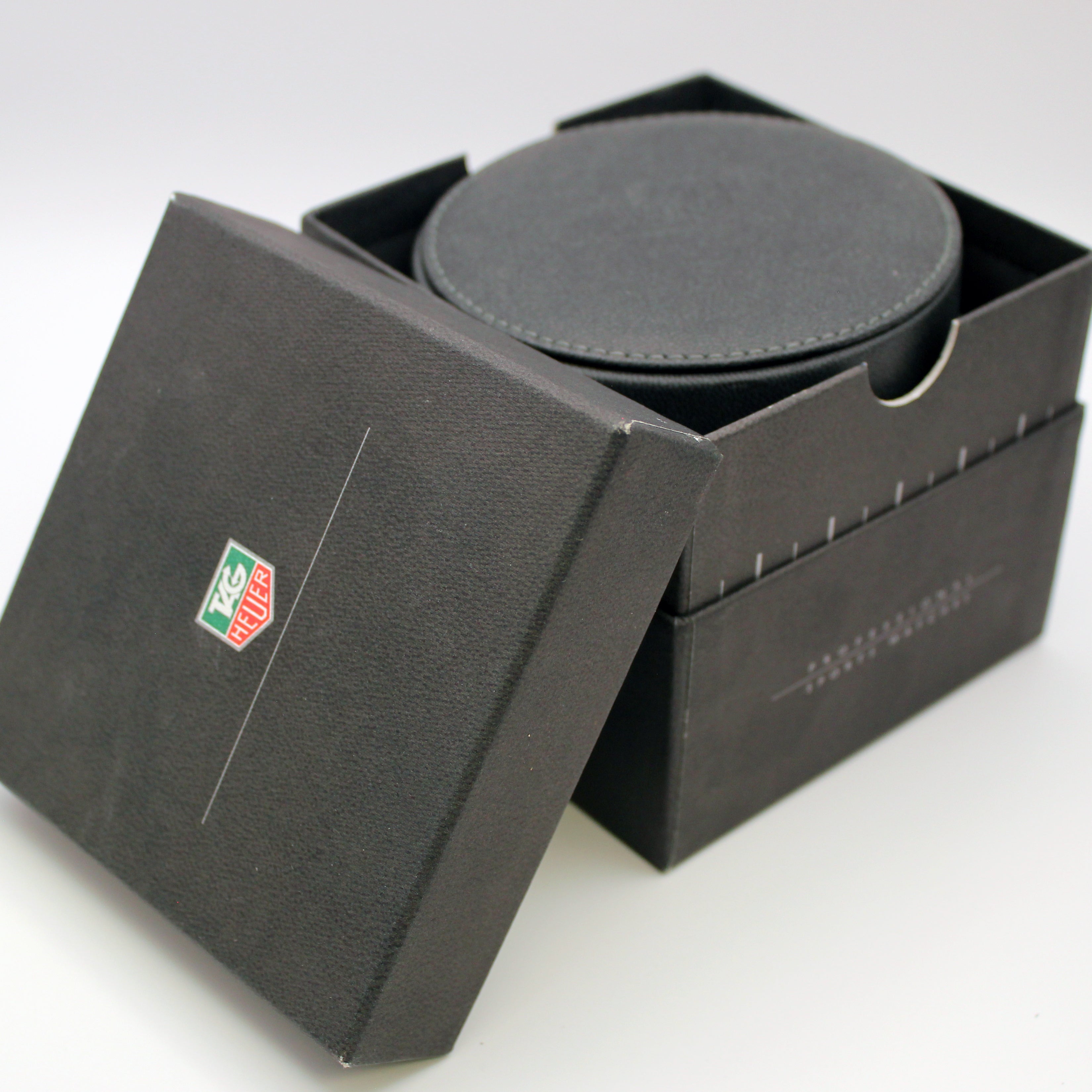 TAG Heuer 2000 Series – Ref. WK1320 (Ladies)