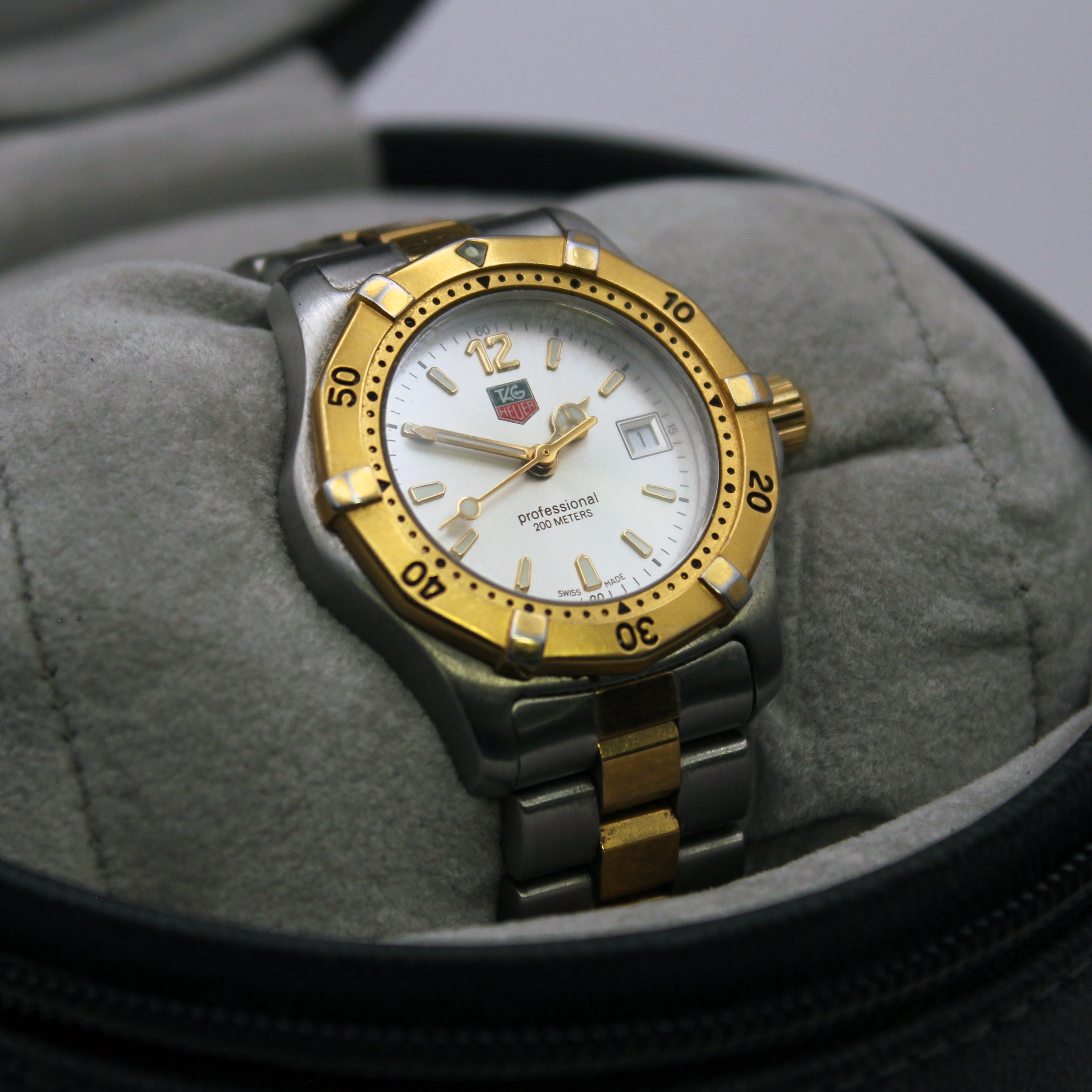 TAG Heuer 2000 Series – Ref. WK1320 (Ladies)