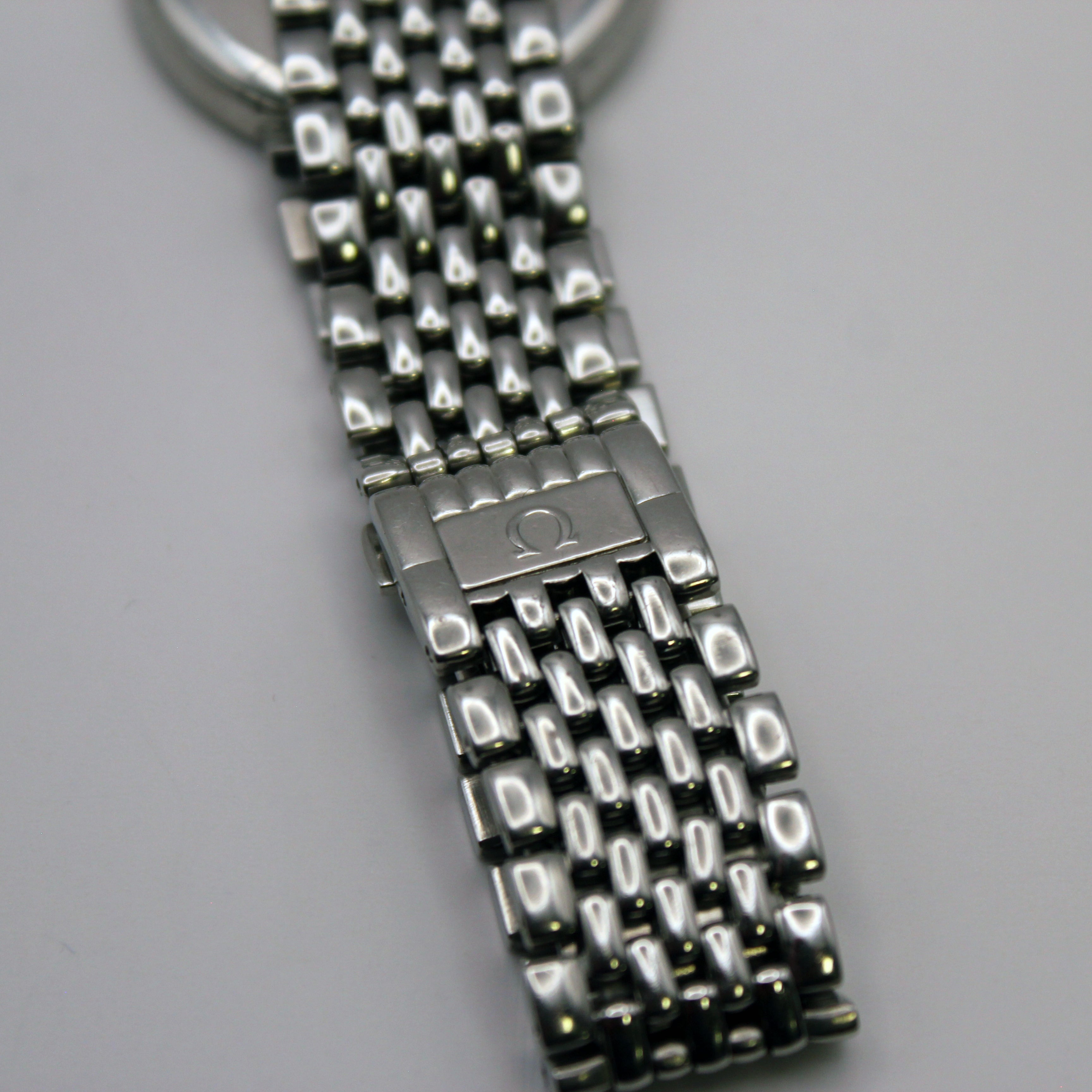 Omega De Ville Quartz