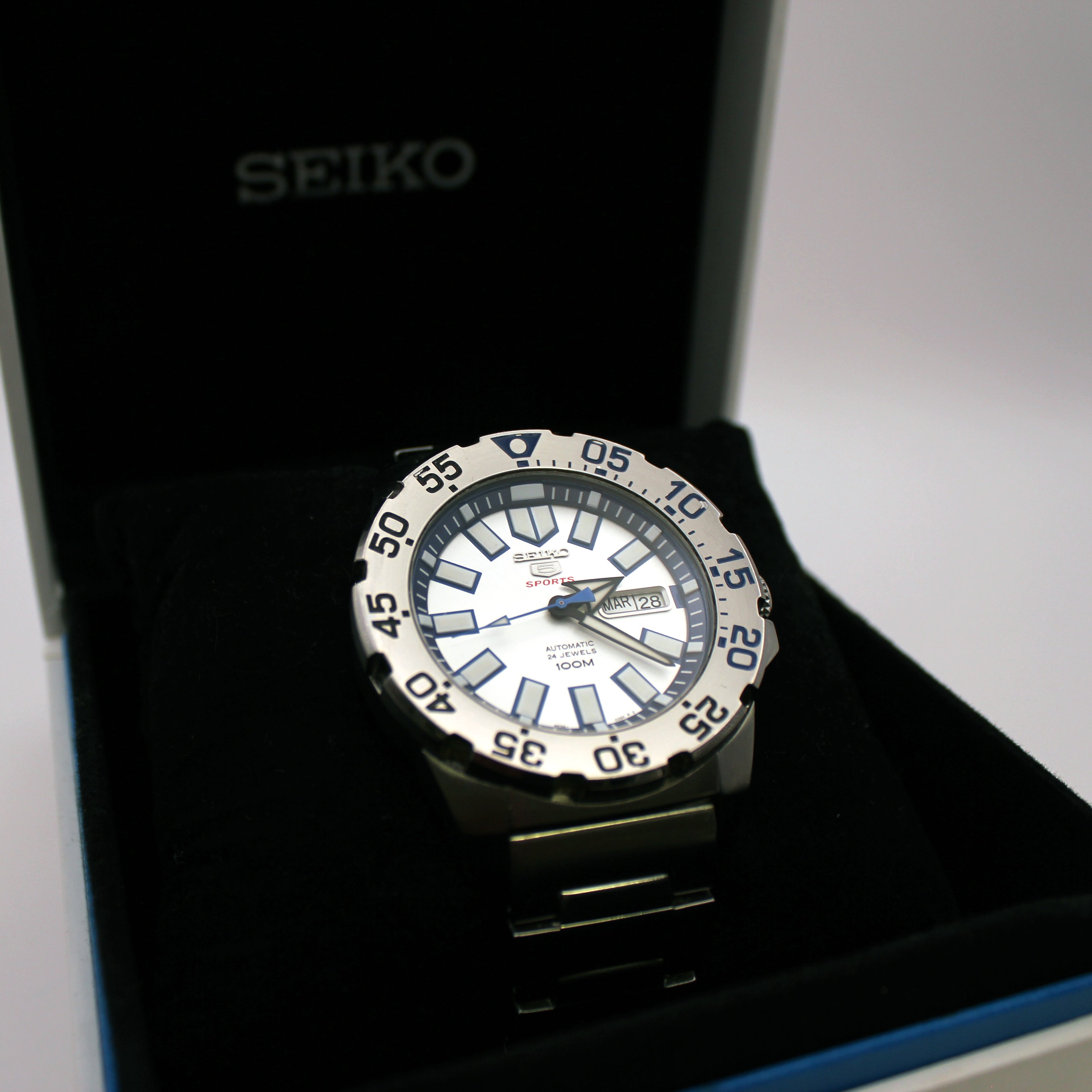 Seiko 5 Sports “Baby Ice Monster” SRP481K1 Automatic