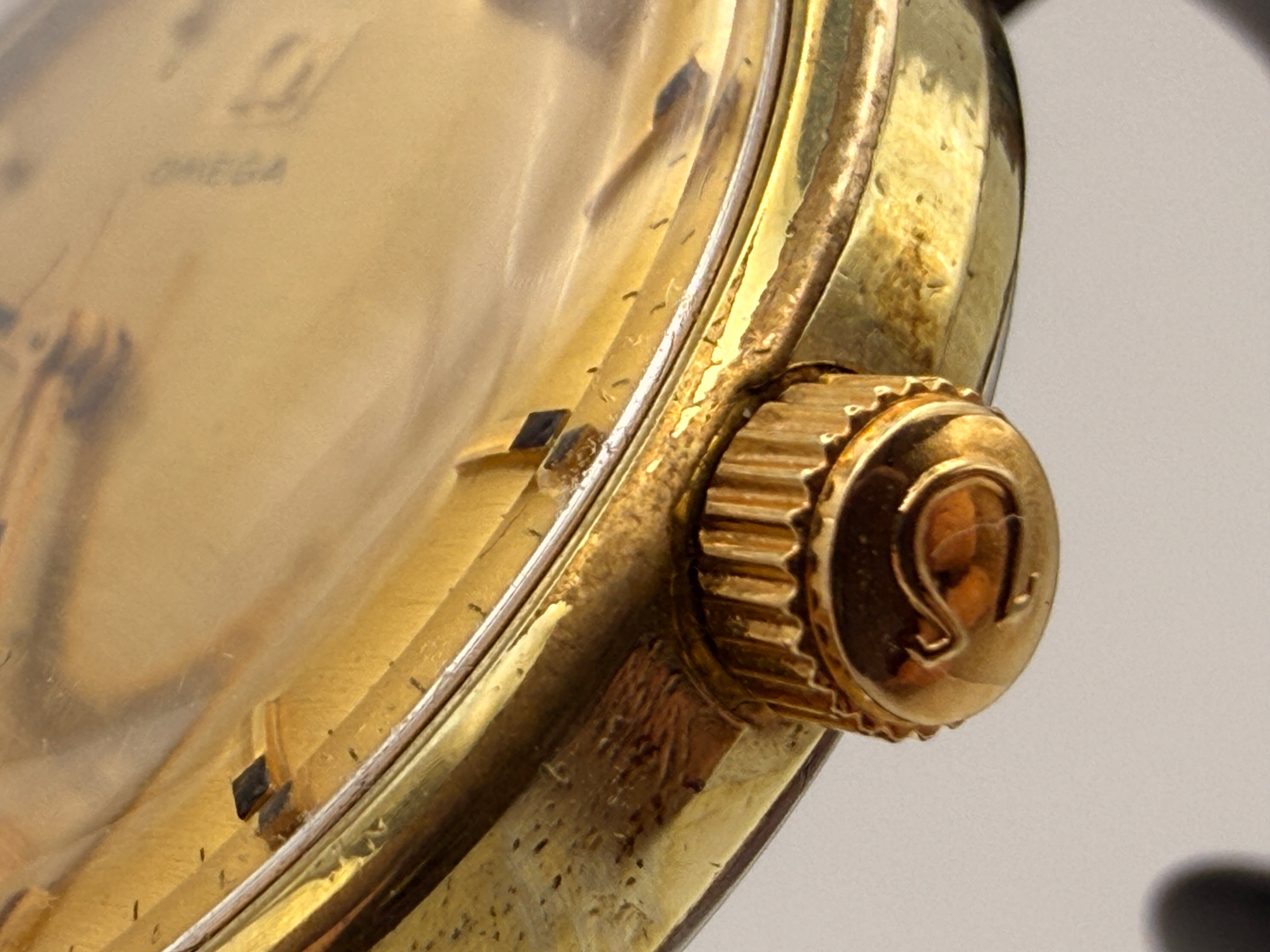 Omega Geneve - Shantung Dial