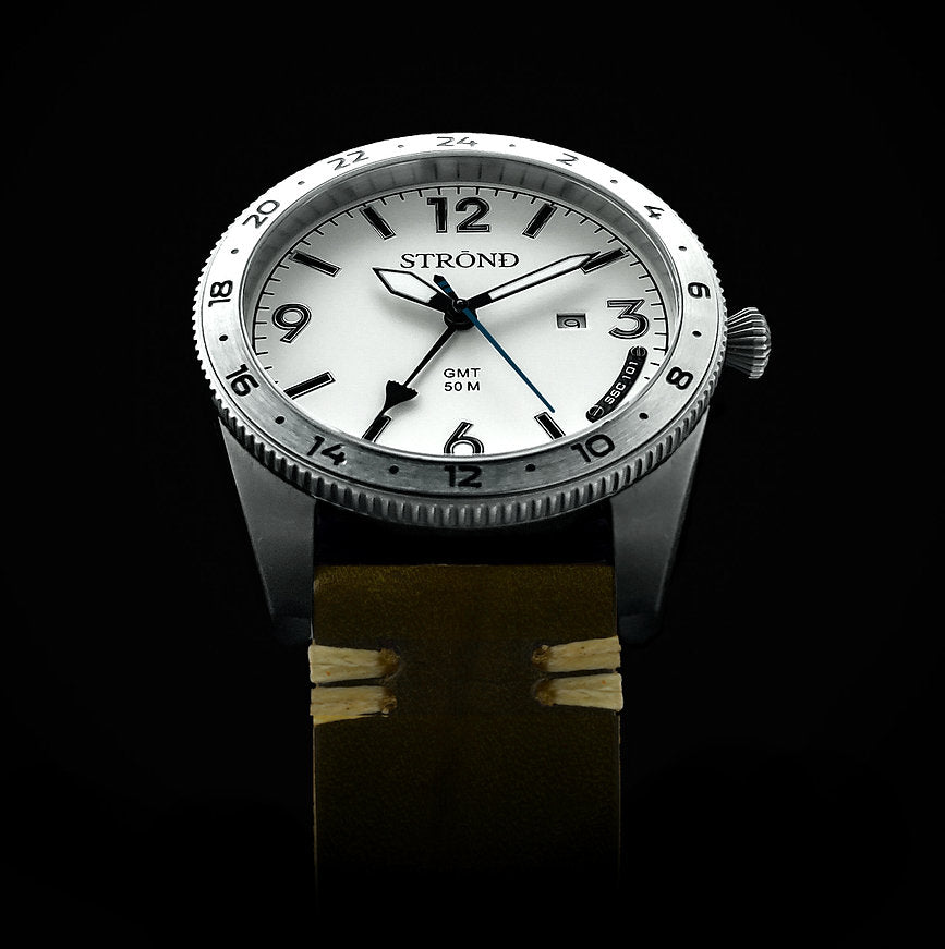 STROND SSC-101 GMT – Stainless Steel & White Dial Concorde Edition