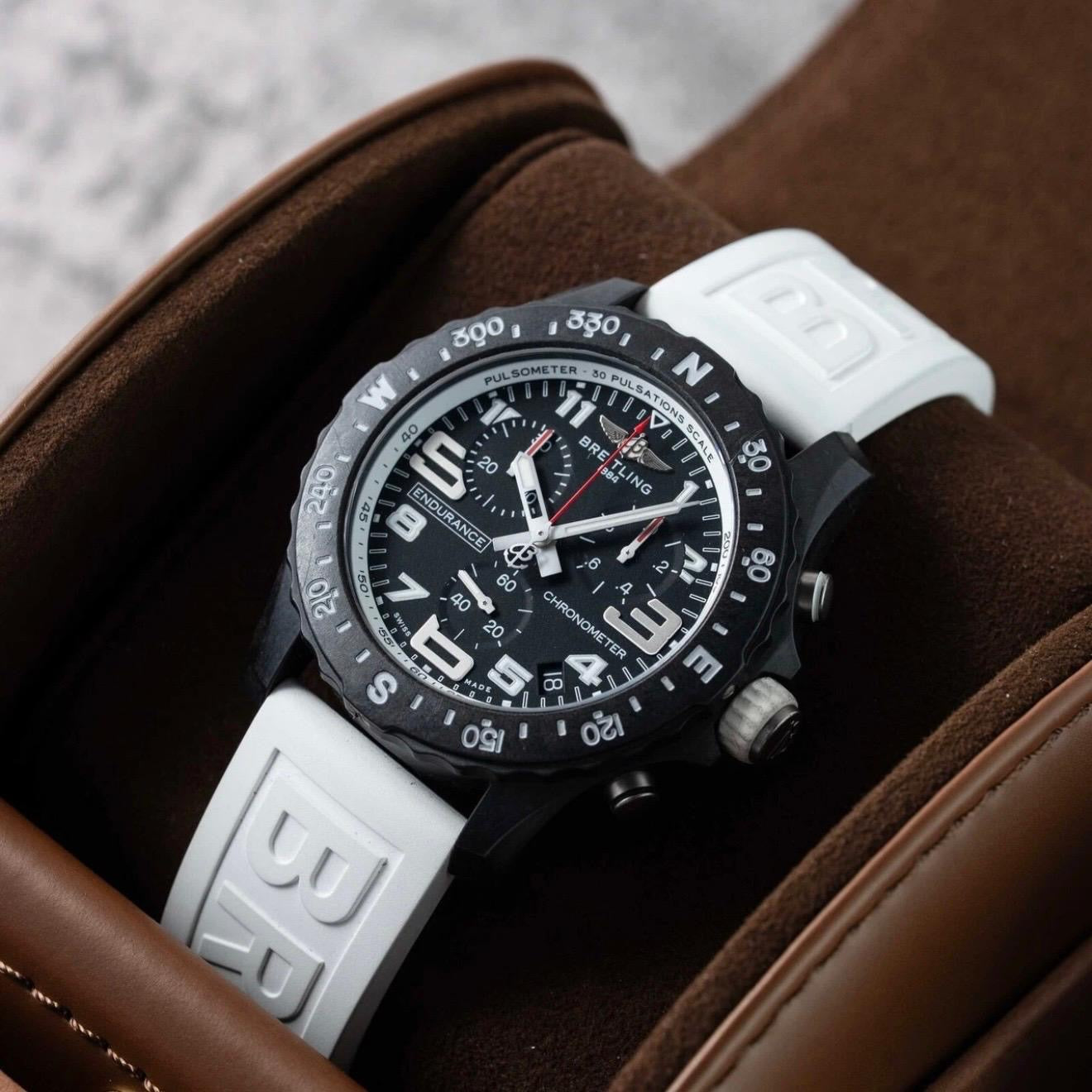 Breitling Endurance Pro X82310, 44mm, Full Set - 2021